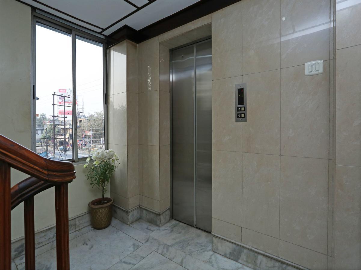 Hotel Amrit Regency Guwahati Luaran gambar