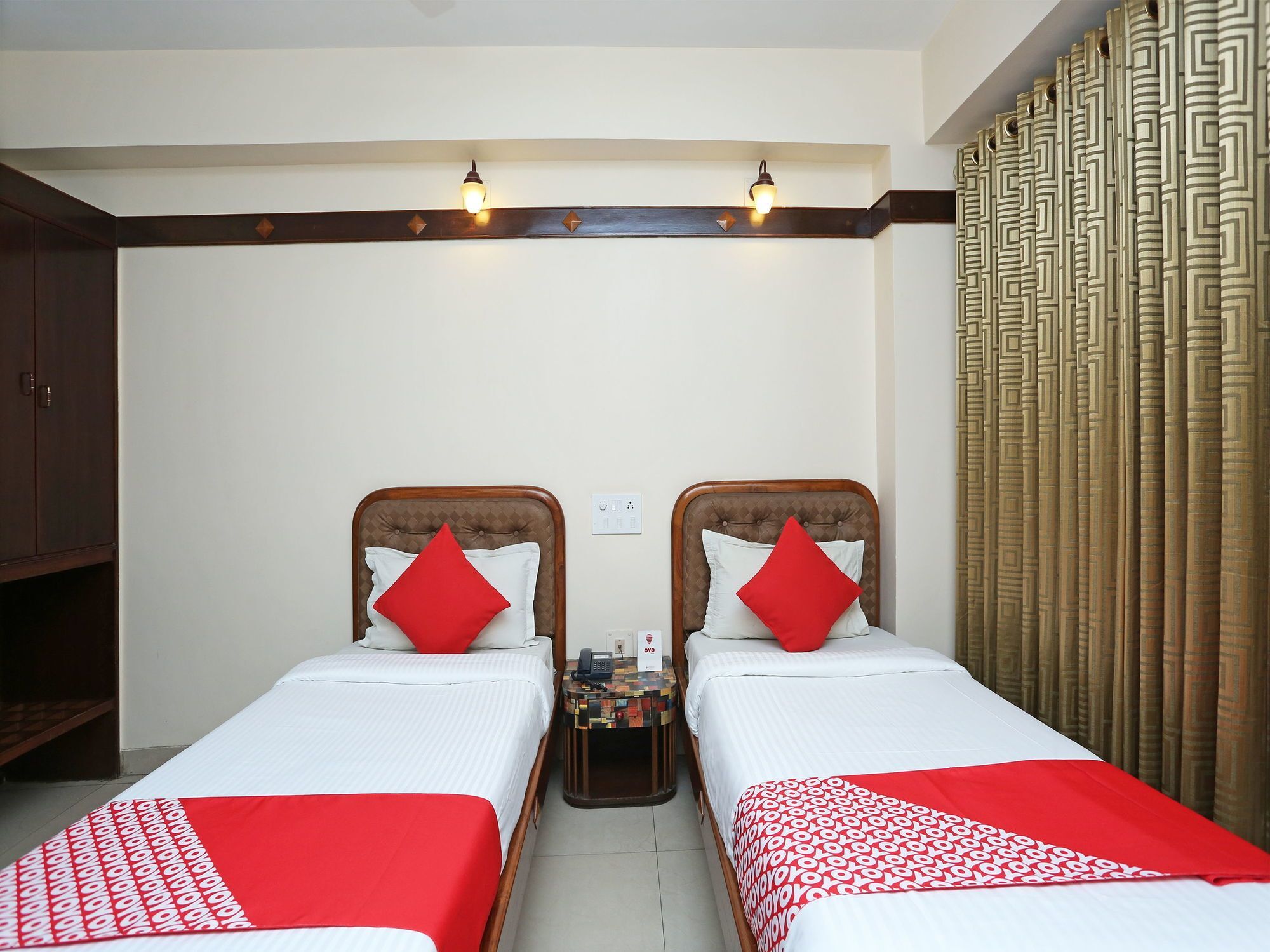 Hotel Amrit Regency Guwahati Luaran gambar